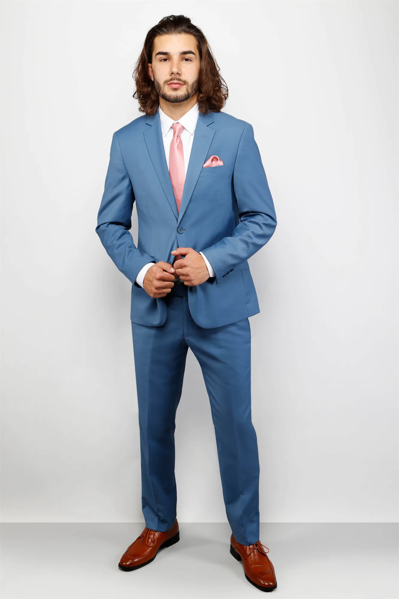 men's light blue  suit